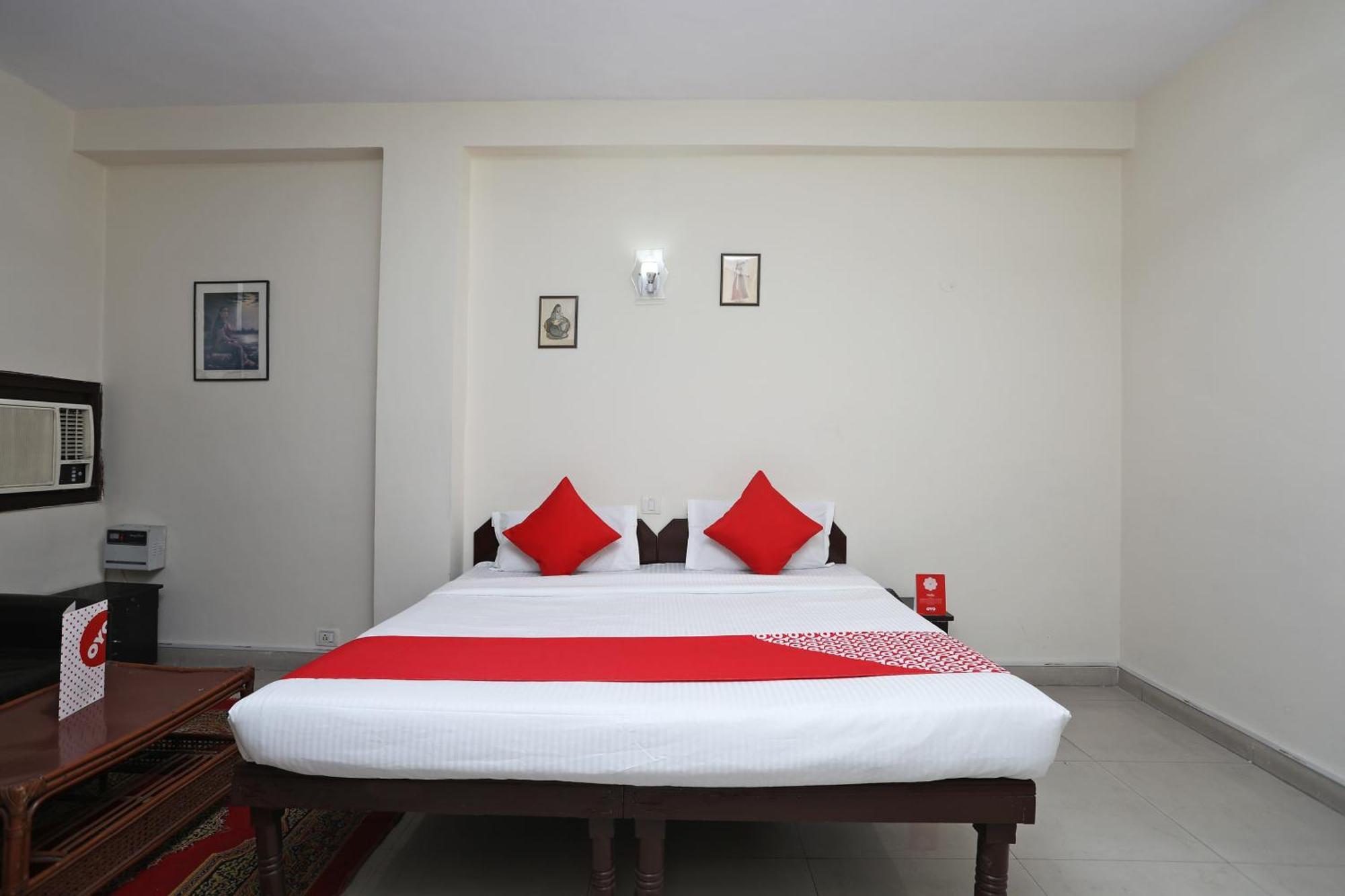 Hotel O Celebration Bnb Home Делхи Екстериор снимка