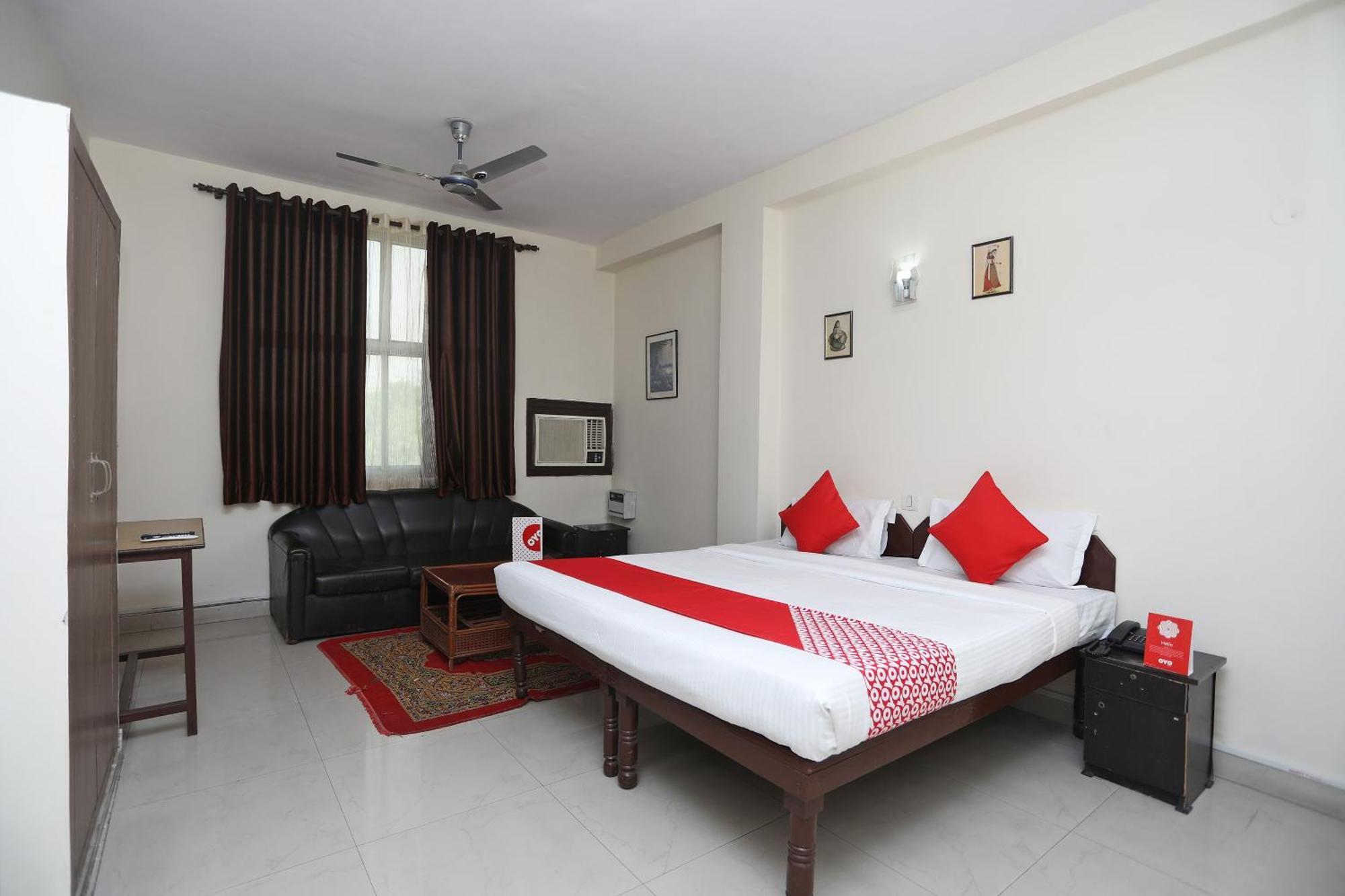 Hotel O Celebration Bnb Home Делхи Екстериор снимка